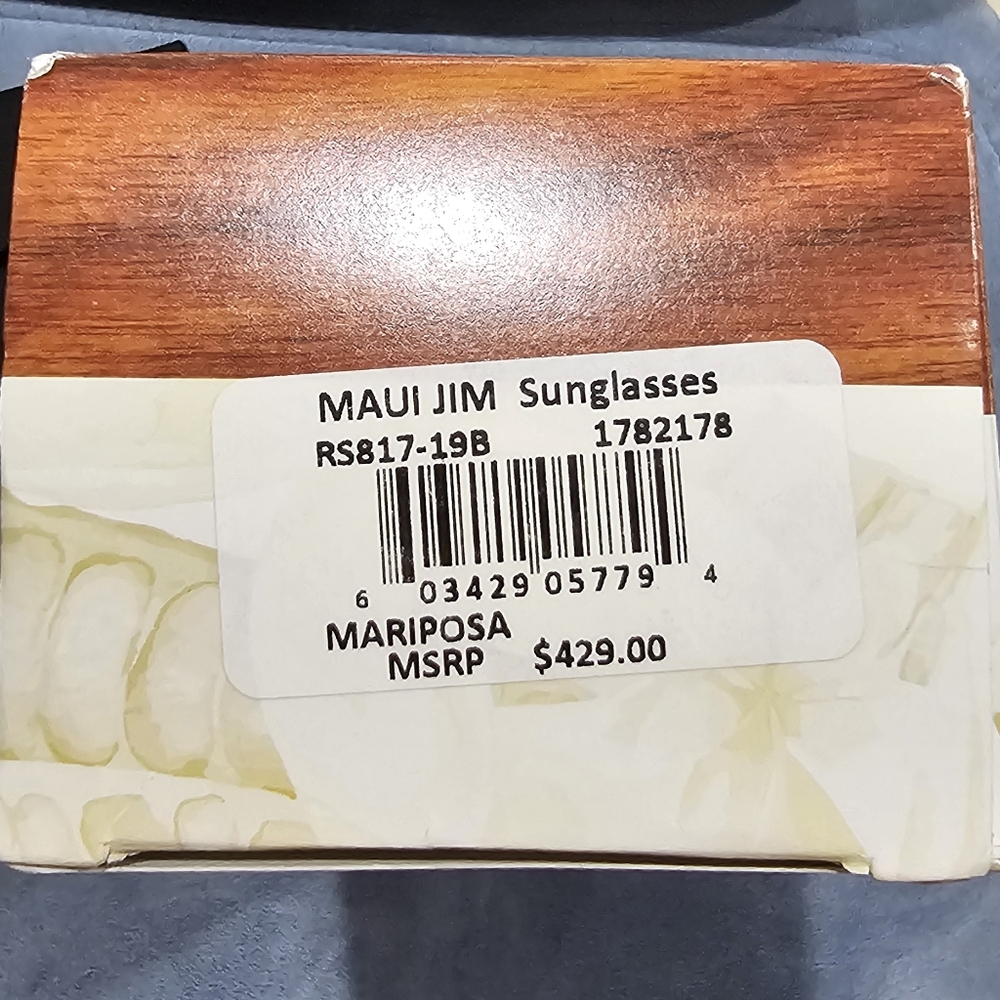 Maui Jim Mariposa Sunglasses With Rose Colored Lenses - Picture 5 of 5
